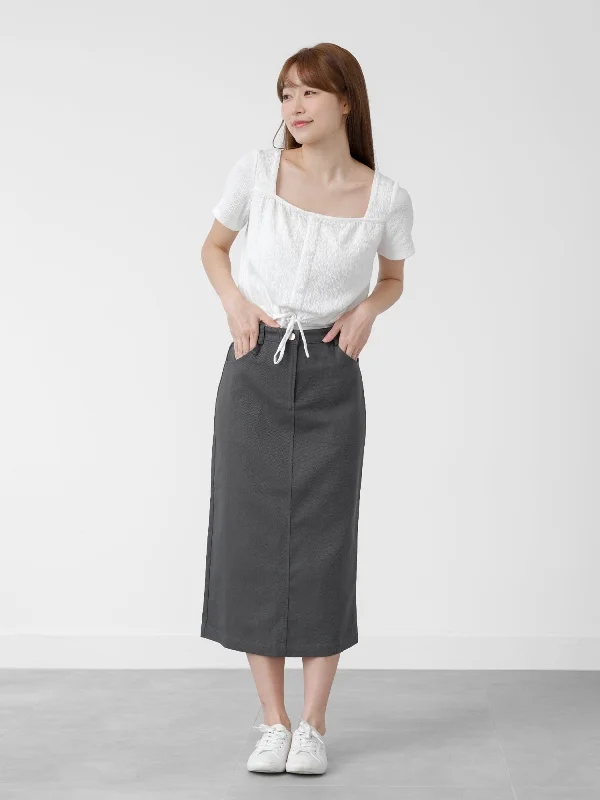 Back Slit Twill Skirt