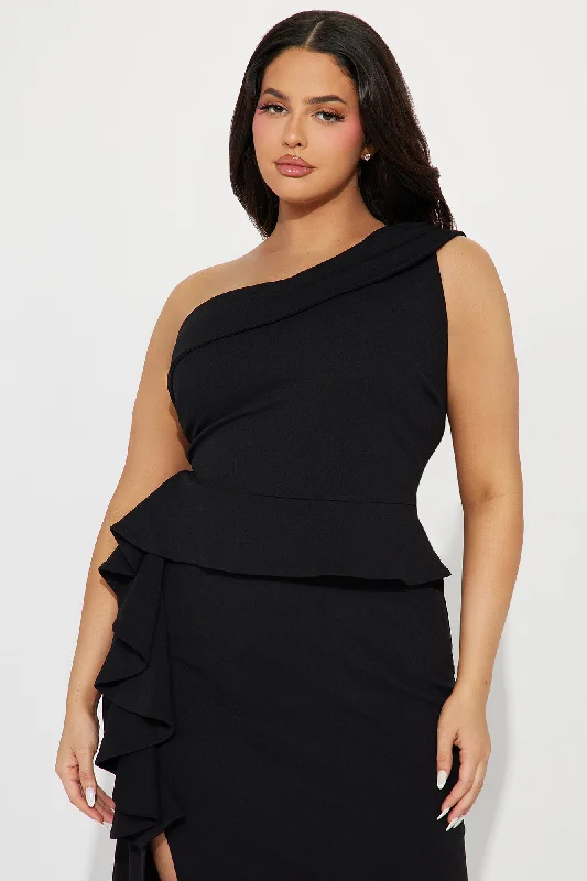 Can You Believe Crepe Gown - Black